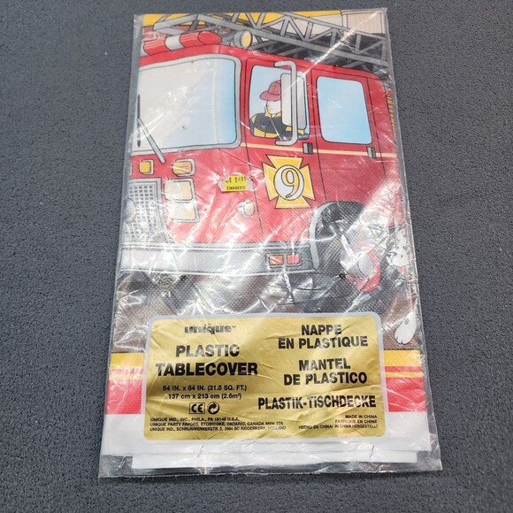 Fire Engine Dalmatian Plastic Table cover 54" X 84" 137 cm X 213 cm - Picture 1 of 5